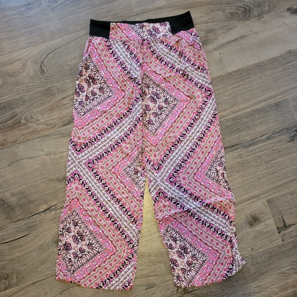 Pink Floral Pattern Flowy Long Pants Size Large